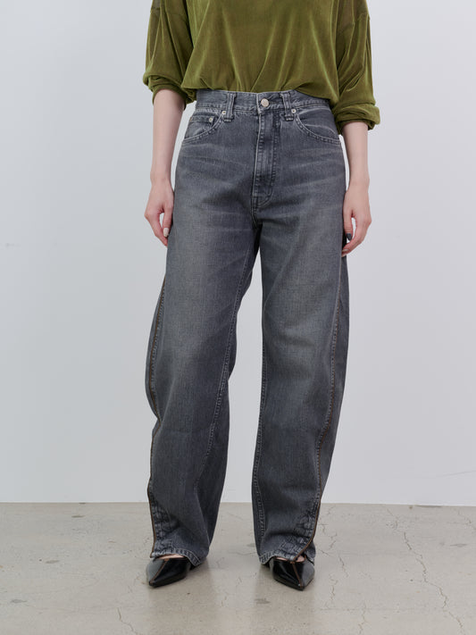 TWIST LINE WASHED STRAIGHT DENIM