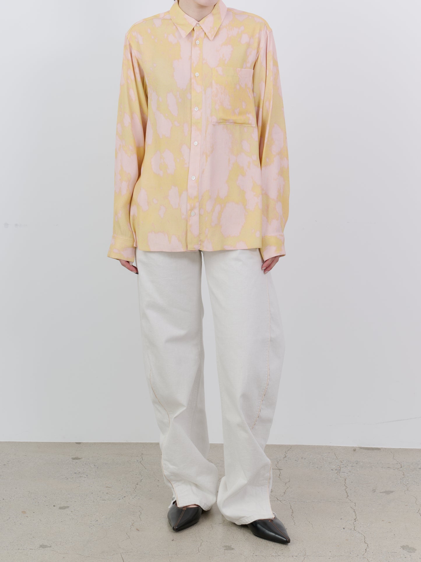 LAYER PATTERN PRINTED SHIRTS