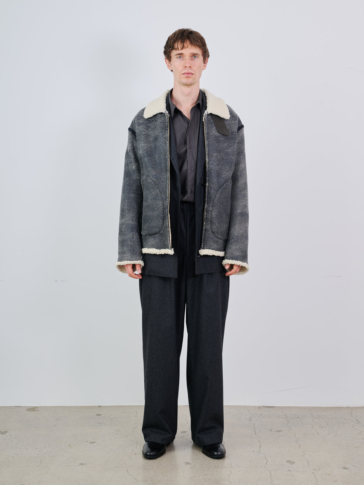 CRACK WOOL BOA BOMBER JACKET