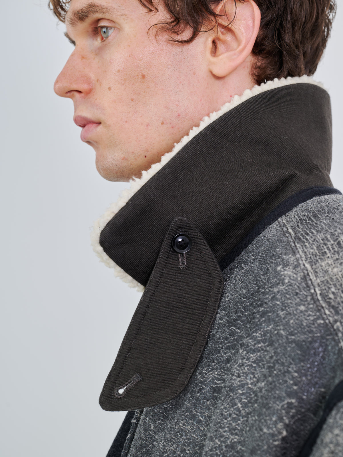 CRACK WOOL BOA BOMBER JACKET