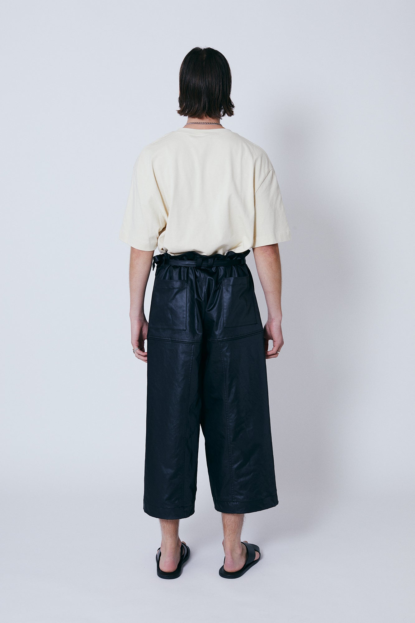 SMOOTH WIDE LEG CROPPED PANTS